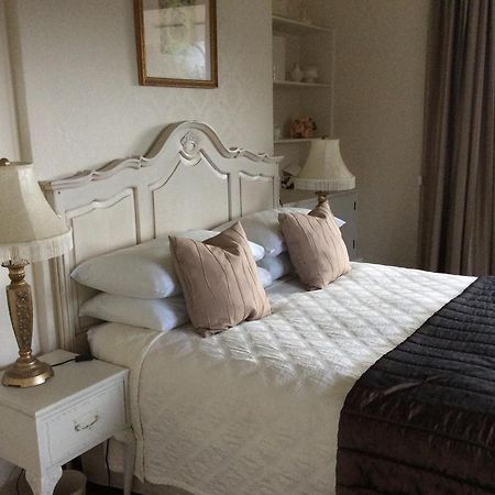 The Old School House Bed And Breakfast Грейтаун Екстериор снимка